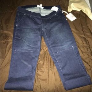 Jessica Simpson Maternity skinny jeans